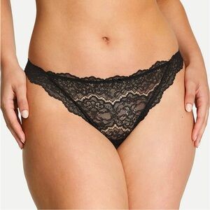 Victoria’s Secret Dream Angels Lace Thong Panty